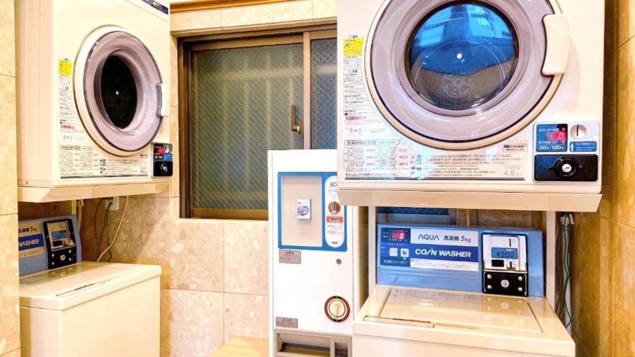 Toyoko Inn Osaka Umeda Nakatsu No.1 Buitenkant foto